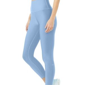 Alo | 7/8 Length High Waisted Airlift Legging | XS
